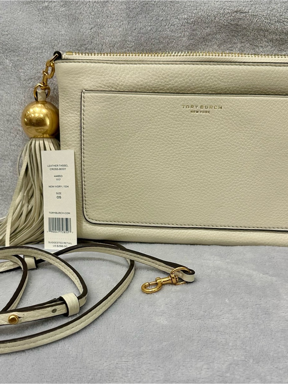 NWT Tory Burch Ivory Leather Crossbody with Tassel and Gold Accent